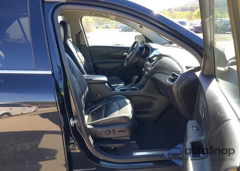 2018 Chevrolet Equinox Premier z USA, uszkodzony, nr VIN 2GNAXVEV9J6160895